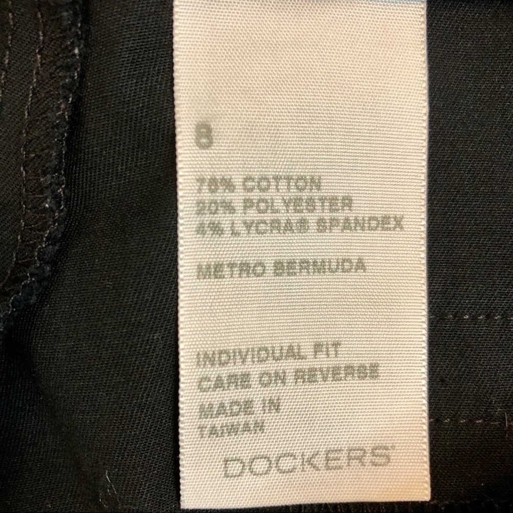 Dockers Black Dress Shorts Button/Double Hook Sz 8 - Picture 4 of 8